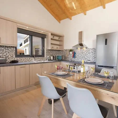 Vista Blu Villa *